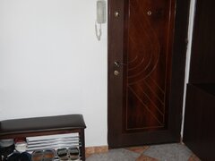 Berceni, 5min. Aparatorii Patriei, decomandat, parcare ADP, etaj 4/4